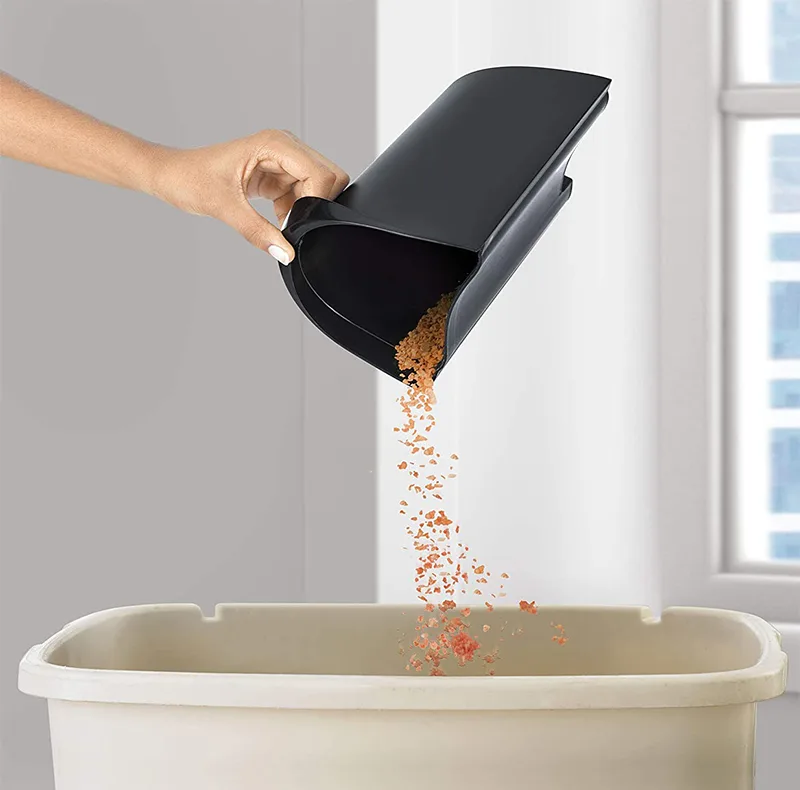 آبمیوه گیری بلک اند دکر مدل JE800-B5