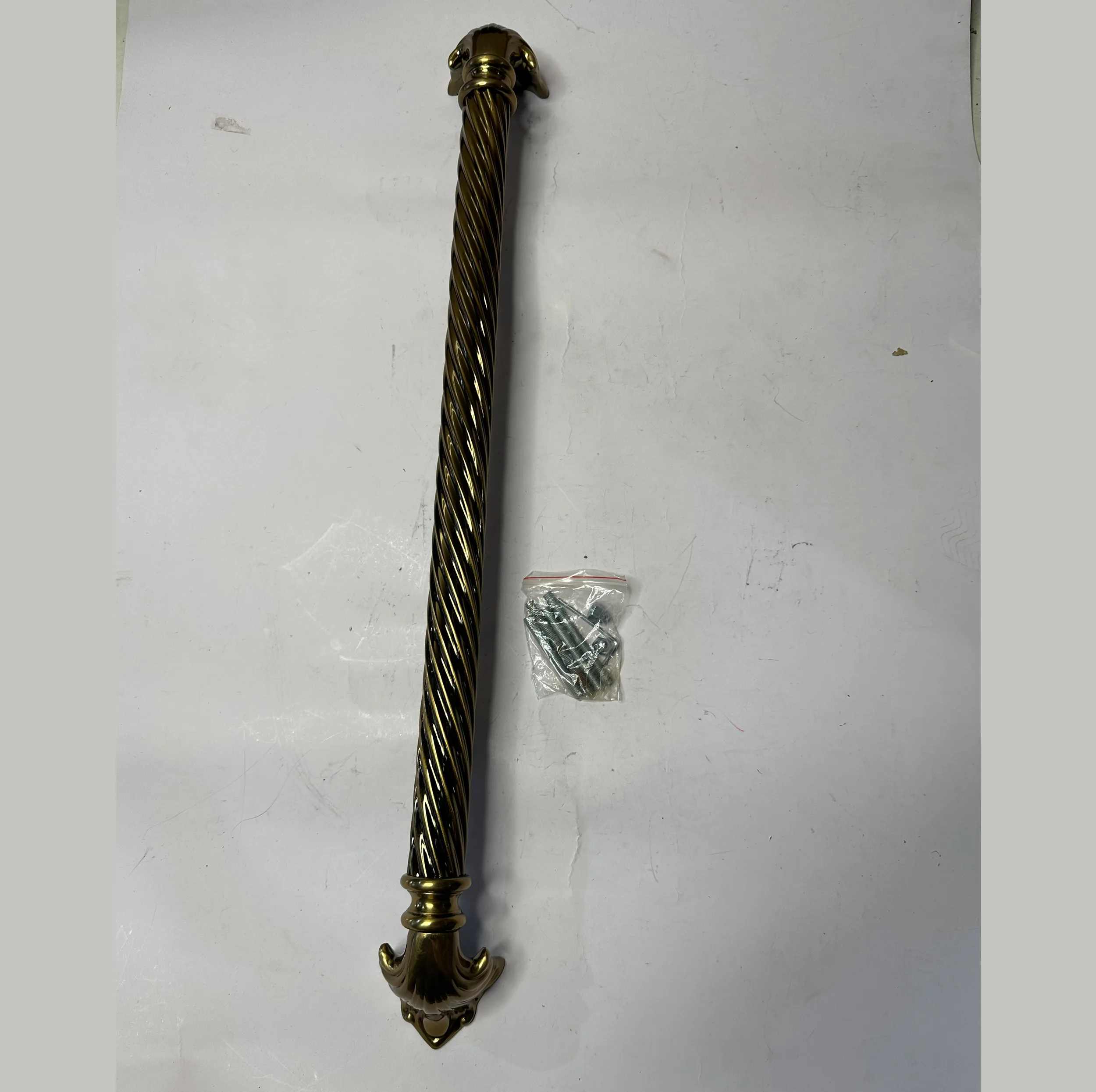 دستگیره حیاطی راست بازشو/چپ بازشو مهسان مدل Mahsan 101- AB- 700 کد A01321