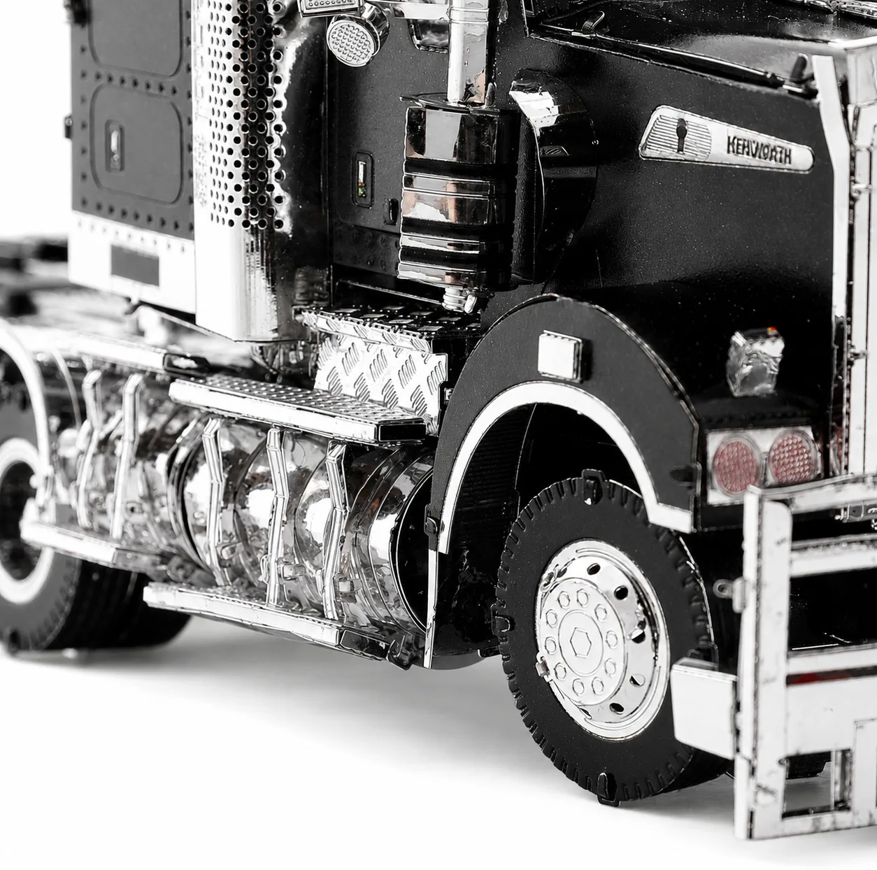 ساختنی 308 تکه پیسکول مدل TRUCKS T909