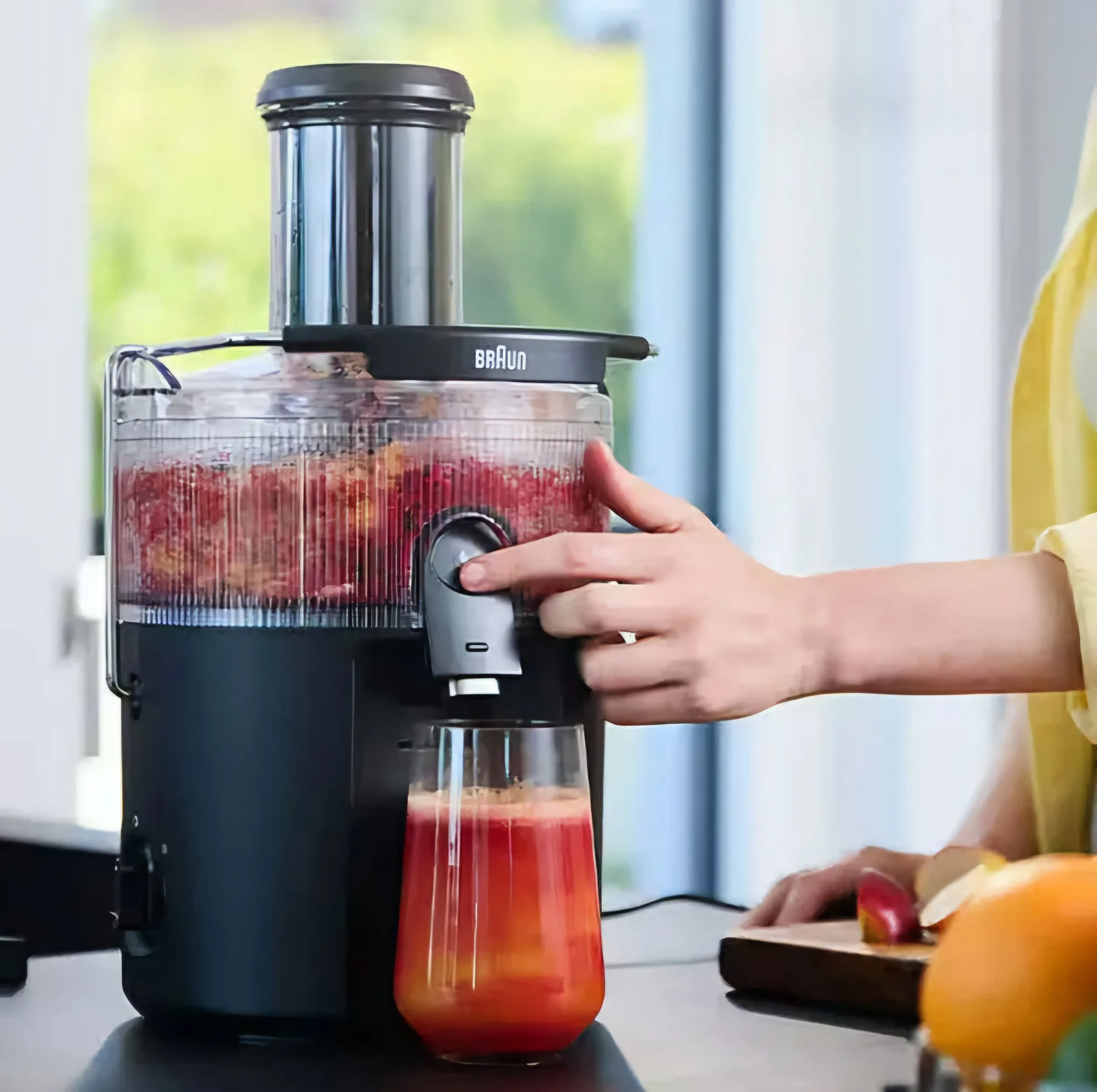 آبمیوه‌گیری ۸۰۰ وات براون مدل SJ5000