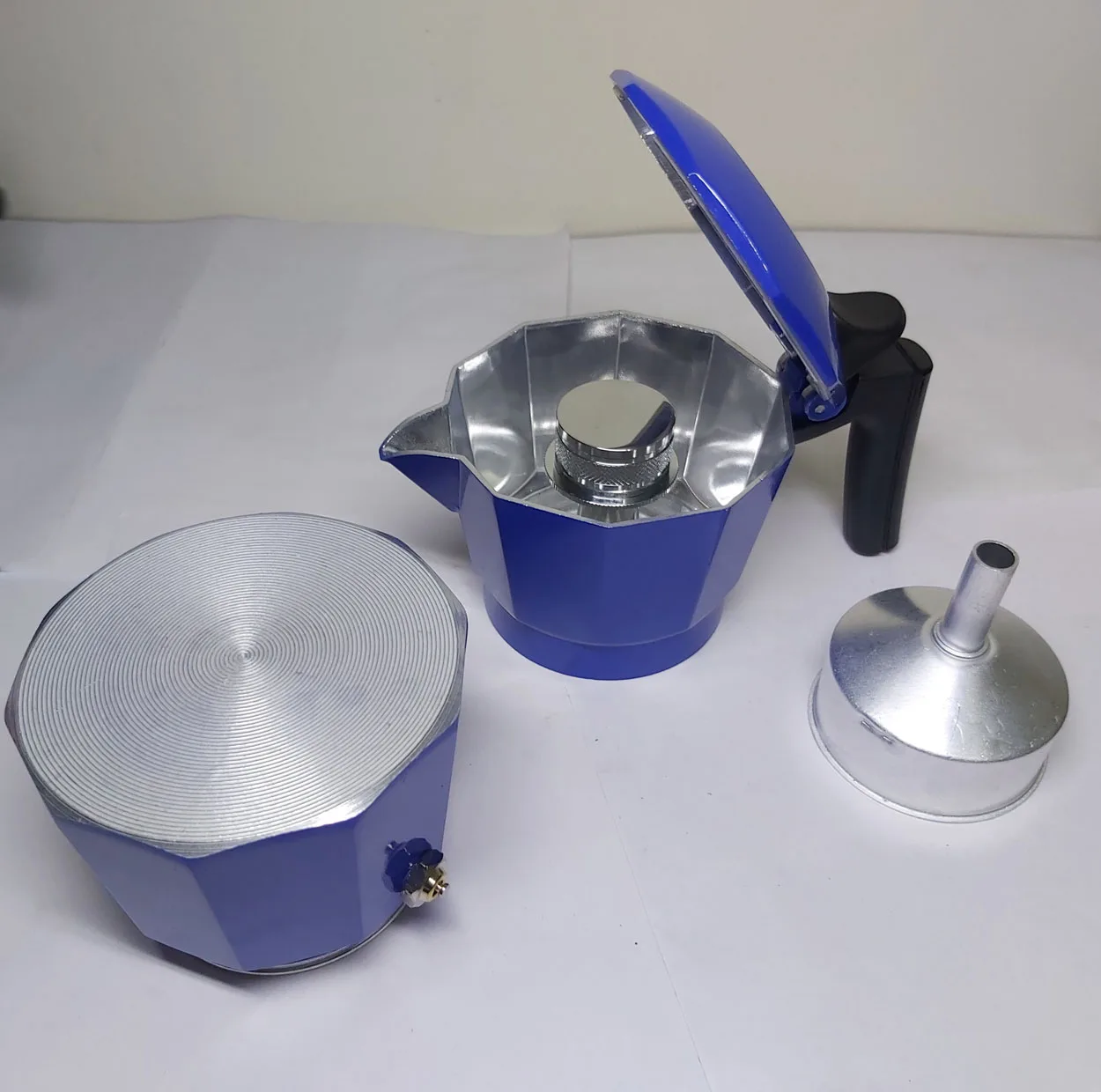 موکاپات آر اچ مدل کرمسو