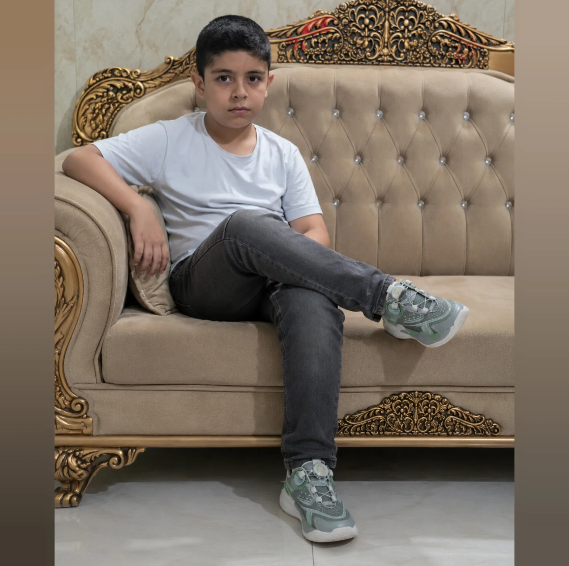 کفش پیاده روی پسرانه دیسکی مدل آرمان طبی 1