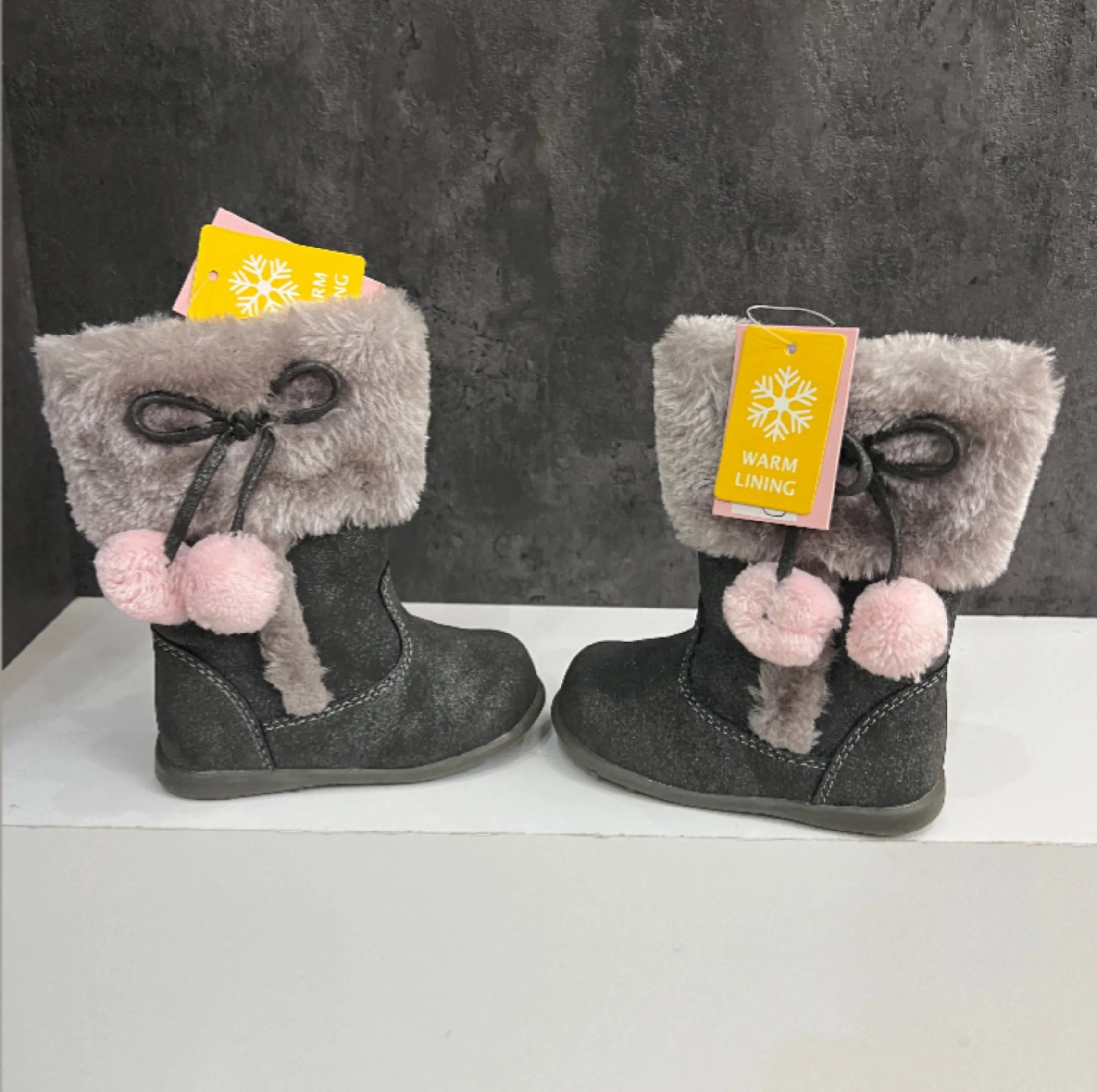 بوت دخترانه 
فری موس مدل Me07