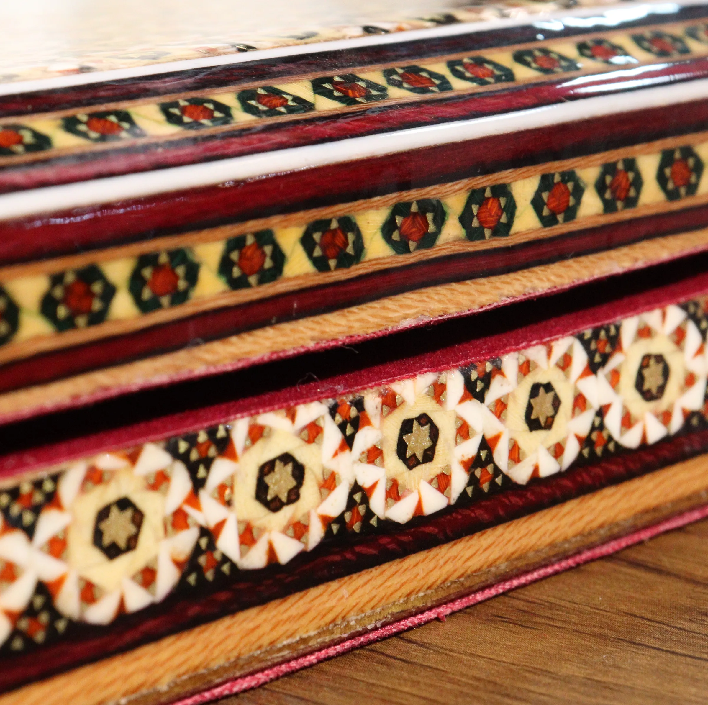 جعبه خاتم کاری چوبی صنایع دستی فاخر مدل جامضرابی طرح سنتی کد Traditional2f2-2794