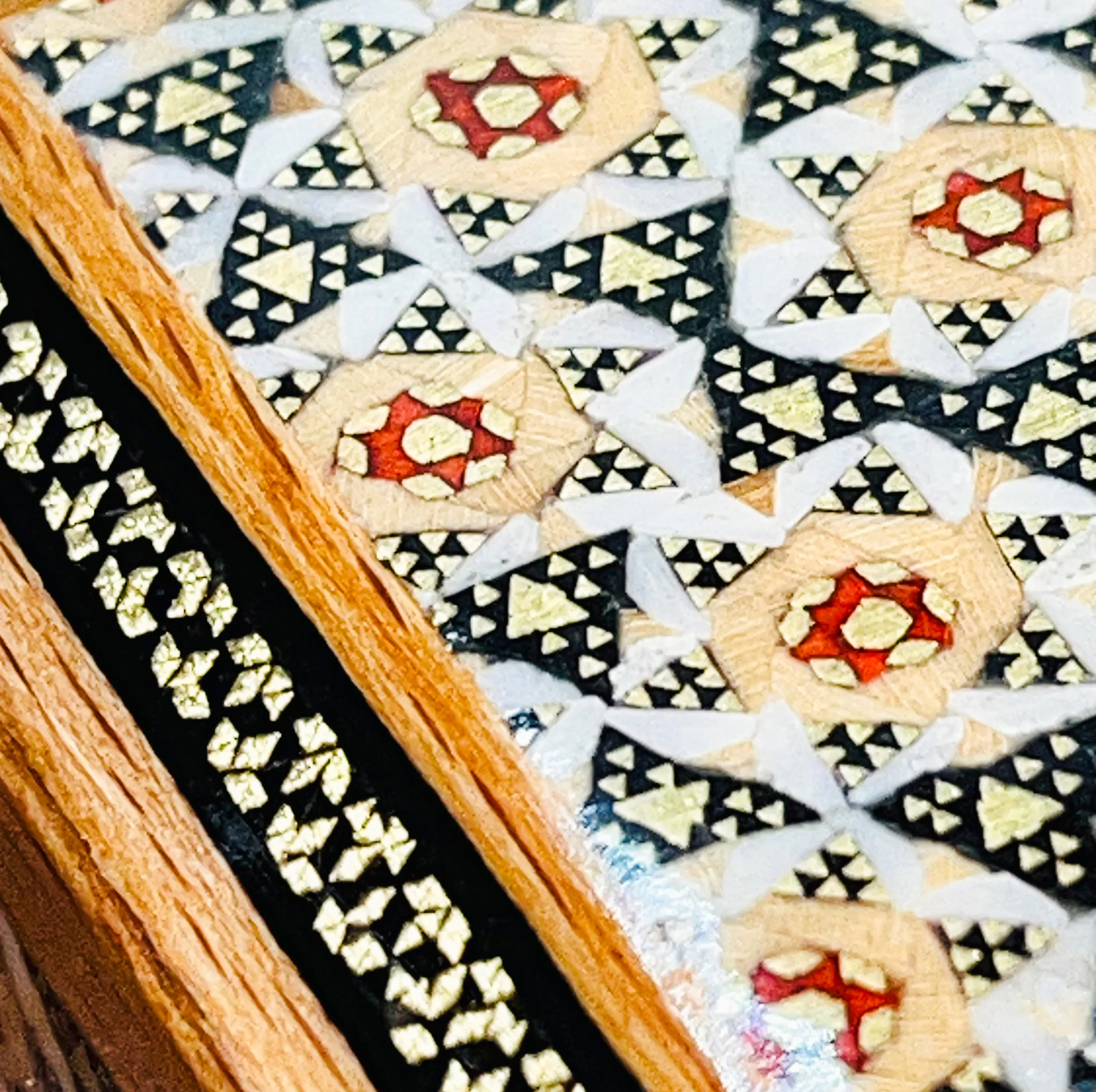 جا کارتی خاتم کاری چوبی صنایع دستی فاخر مدل درب دار ممتاز کد 11p8