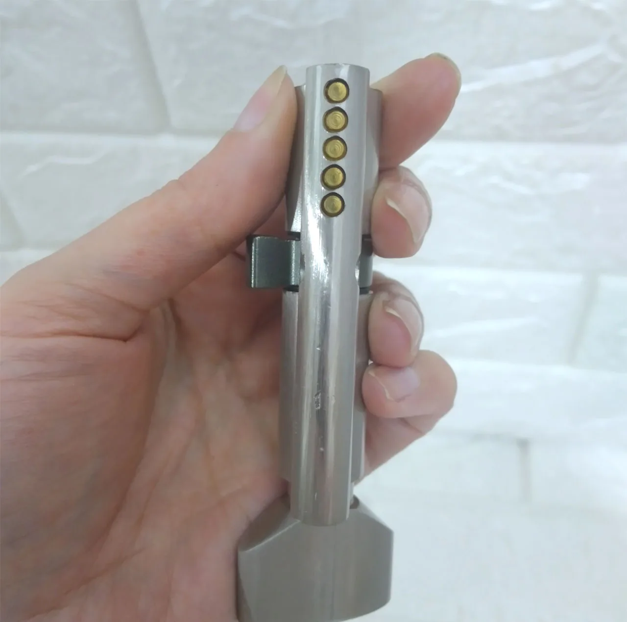 سیلندر قفل ویستا مدل آپارتمانی کد V40Z4CSN1.7c