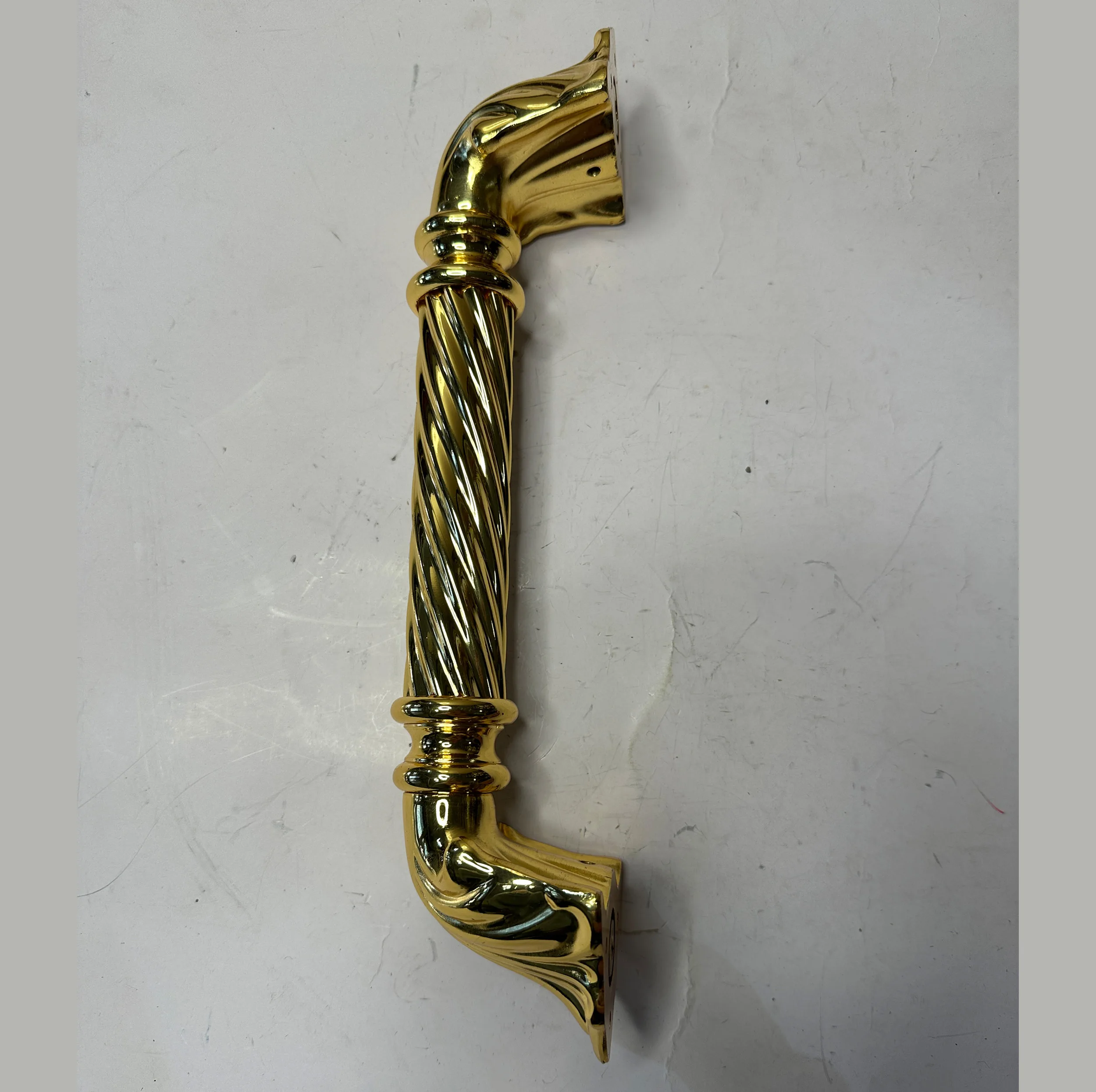 دستگیره حیاطی راست بازشو/چپ بازشو مهسان مدل MAHSAN 101- GP- 300 کد A01312