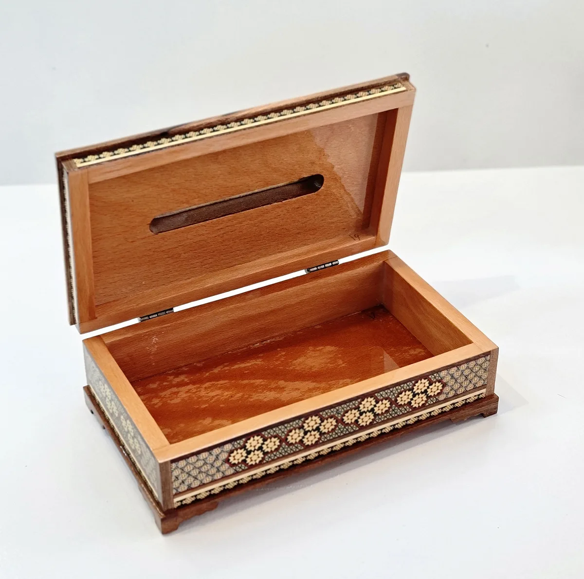 جعبه دستمال کاغذی خاتم کاری چوبی مدل کلبه ای لاله ای
