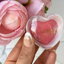 رژ گونه تکی کوین اند کوکو مدل Heart با شماره رنگ 1، جلوه مات و پیگمنت بالا، ماندگاری 12 ساعت