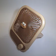 پنکه رومیزی مدل DD8142 با ظرفیت 2400 میلی آمپرساعت