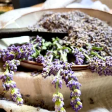 عرق اسطوخودوس ژیک حجم 1 لیتر بسته 9 عددی