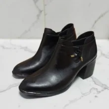 نیم بوت زنانه مدل W40 طرح ساده رنگ مشکی