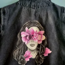 پافر زنانه مدل گل و دختر رنگ طوسی زغالی