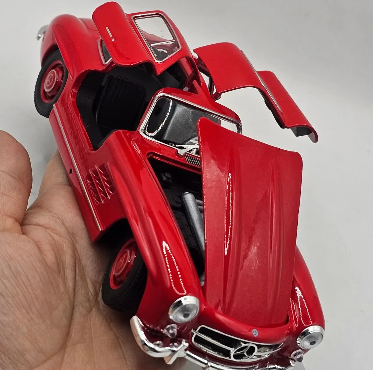 ماکت ماشین بازی ناب سل مدل مرسدس بنز کلاسیک فلزی طرح ولی کد WELLY 1:24 MERCEDES BENZ 300SL
