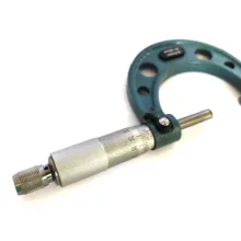 میکرومتر خارج سنج کد M_2550 گستره 50-25 میلیمتر