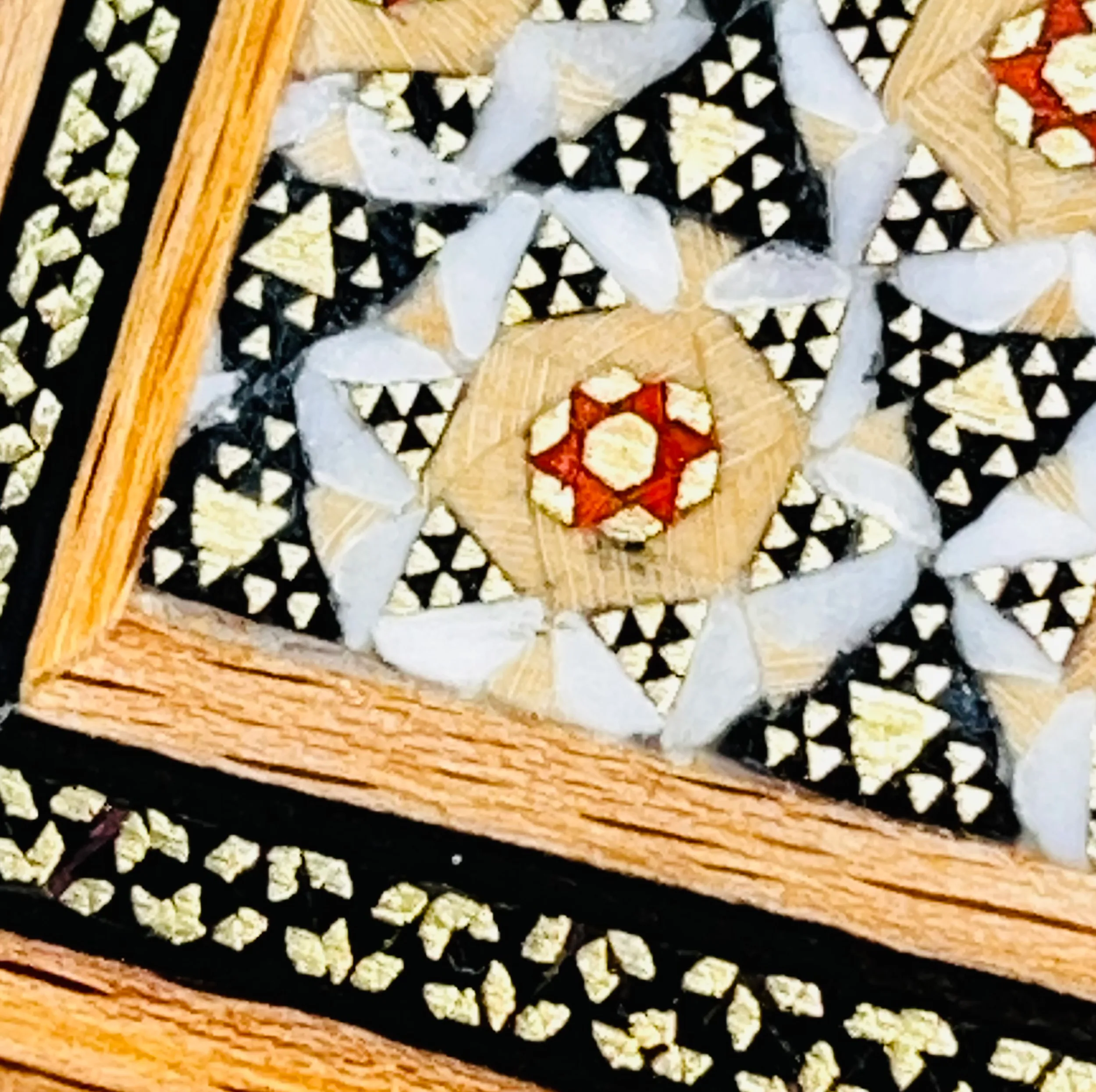 جا کارتی خاتم کاری چوبی صنایع دستی فاخر مدل درب دار ممتاز کد 11p8