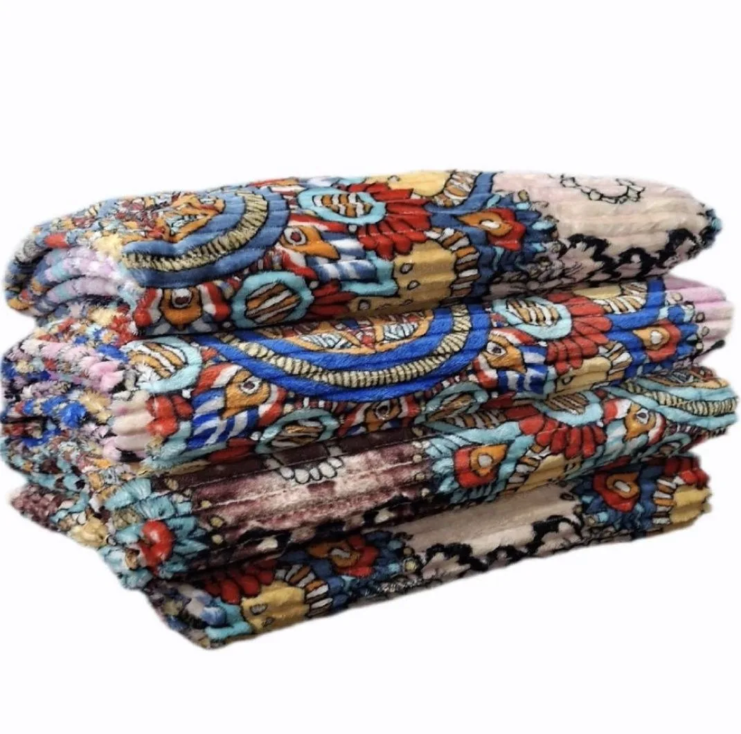 پتو مسافرتی دونفره مدل سنتی سایز 200×220 سانتی متر