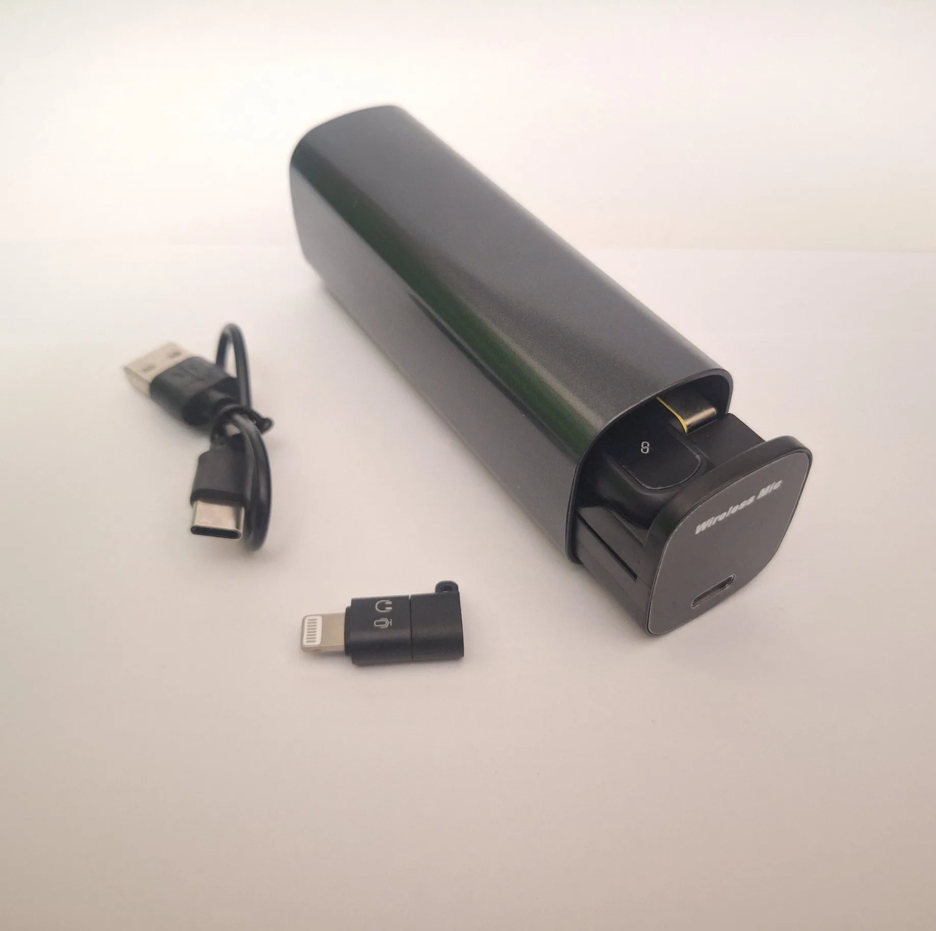 ست میکروفن بی سیم مدل PD-WM64 با درگاه اتصال تایپ سی و لایتنینگ