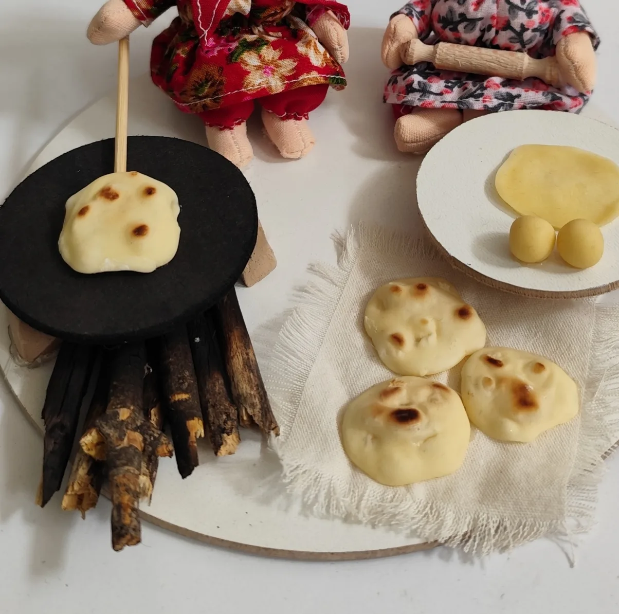 عروسک پارچه ای مدل نان پز ۲ نفره