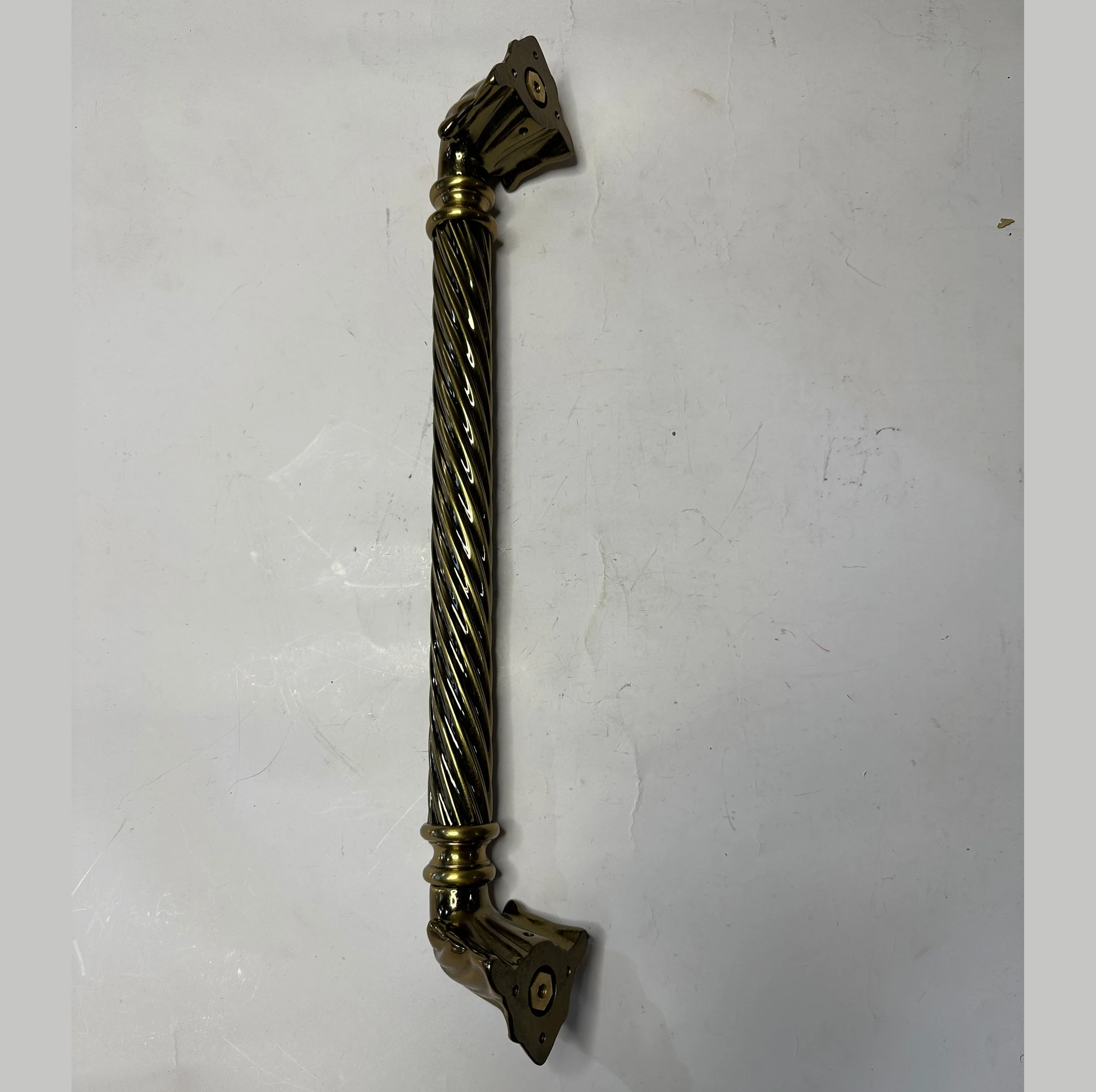 دستگیره حیاطی مهسان مدل MAHSAN 101- AB- 500 کد A01317 مناسب برای انواع درب ورودی