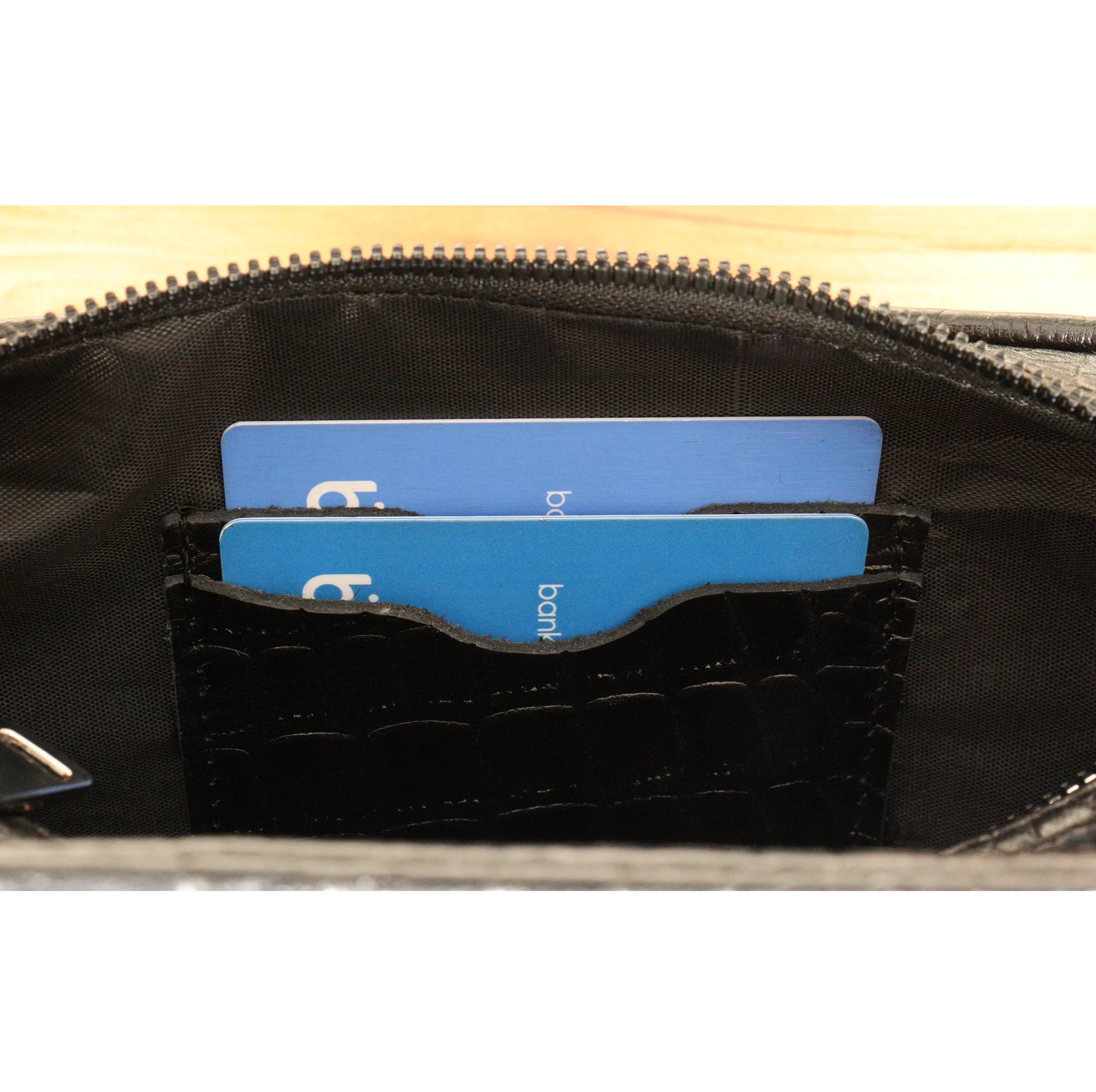 کیف دستی مردانه بیورا مدل shz037