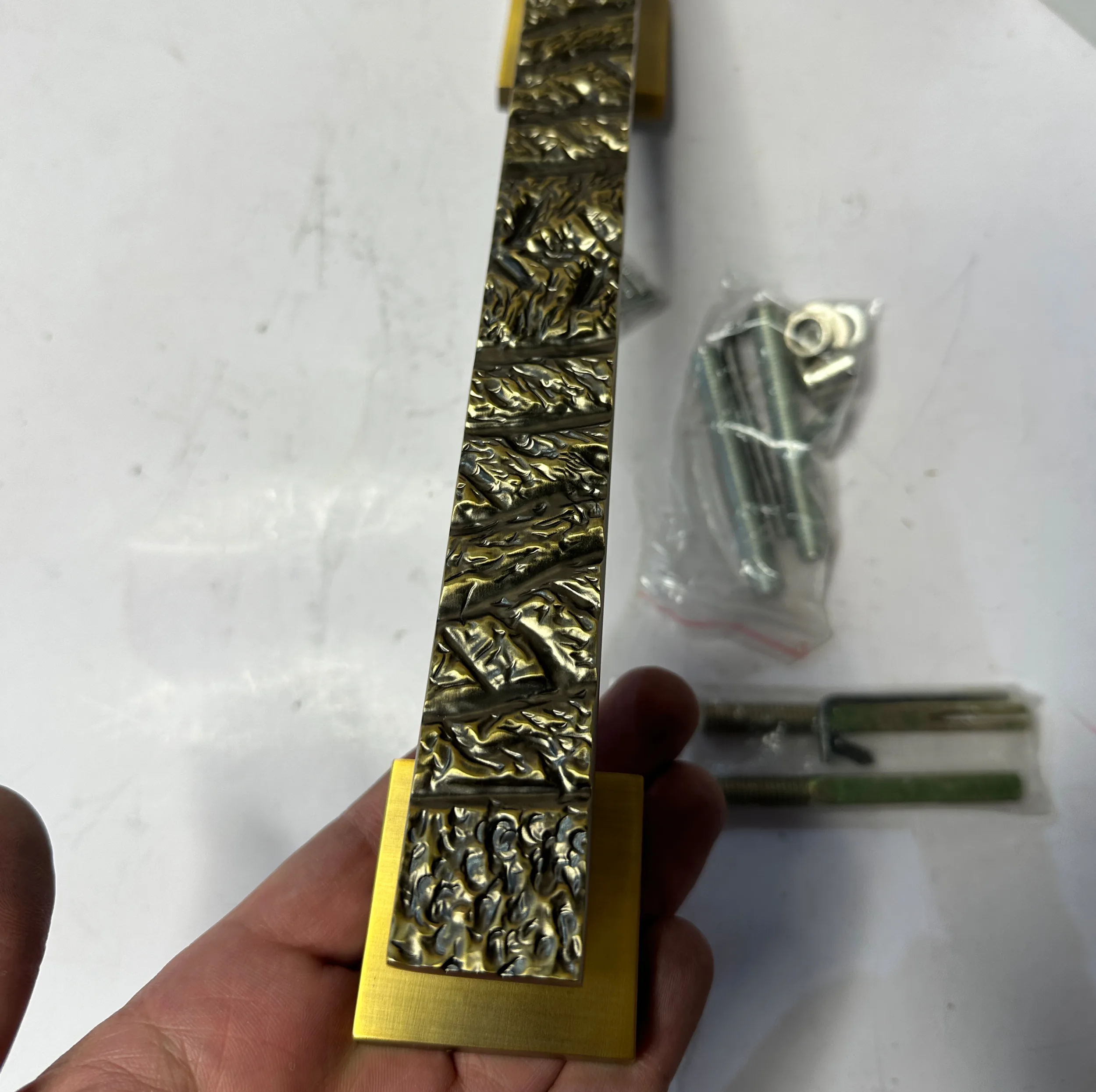 دستگیره حیاطی ام اچ اچ مدل S 613/AE کد A02400