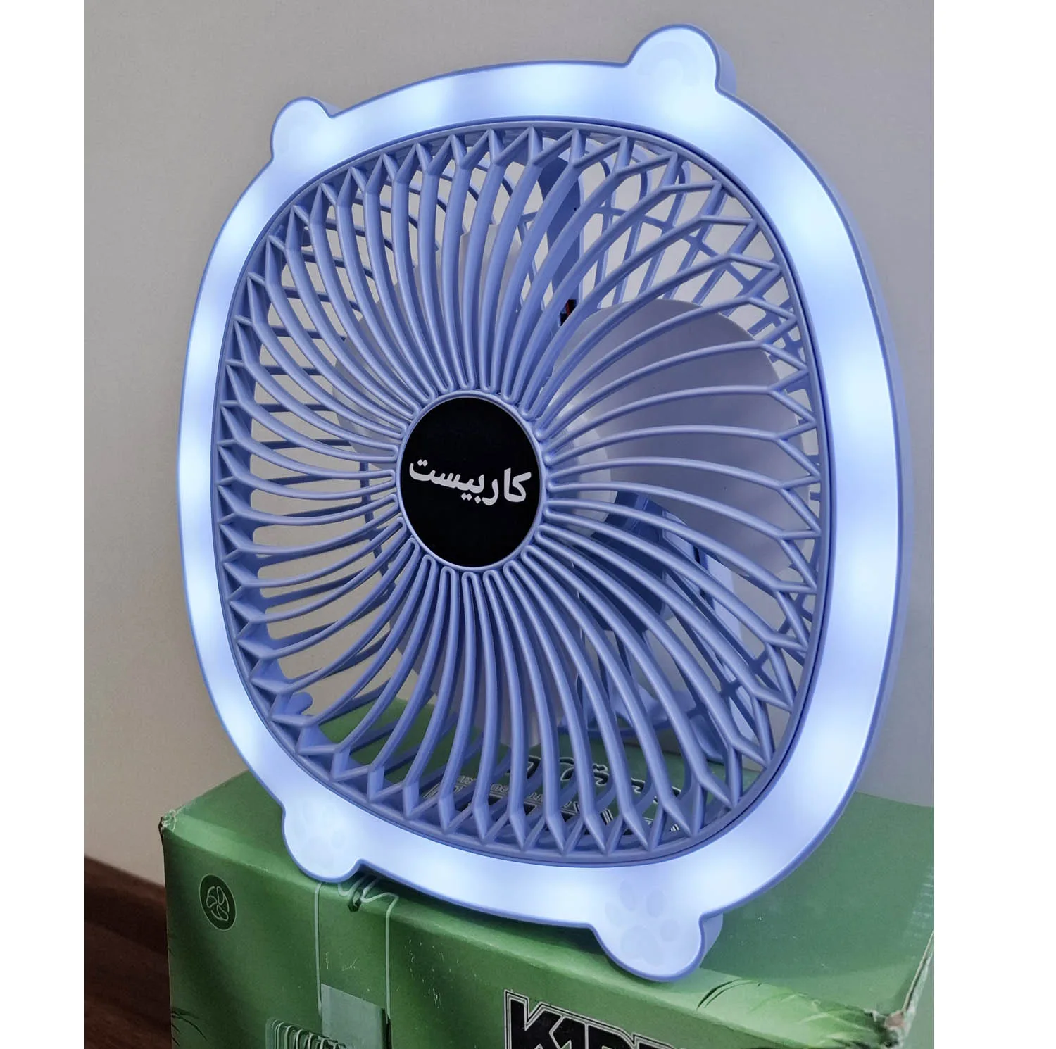 پنکه رومیزی شارژی کاربیست مدل K168 ظرفیت 2000 میلی آمپر ساعت