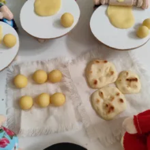 عروسک پارچه ای مدل نان پز ۵ نفره