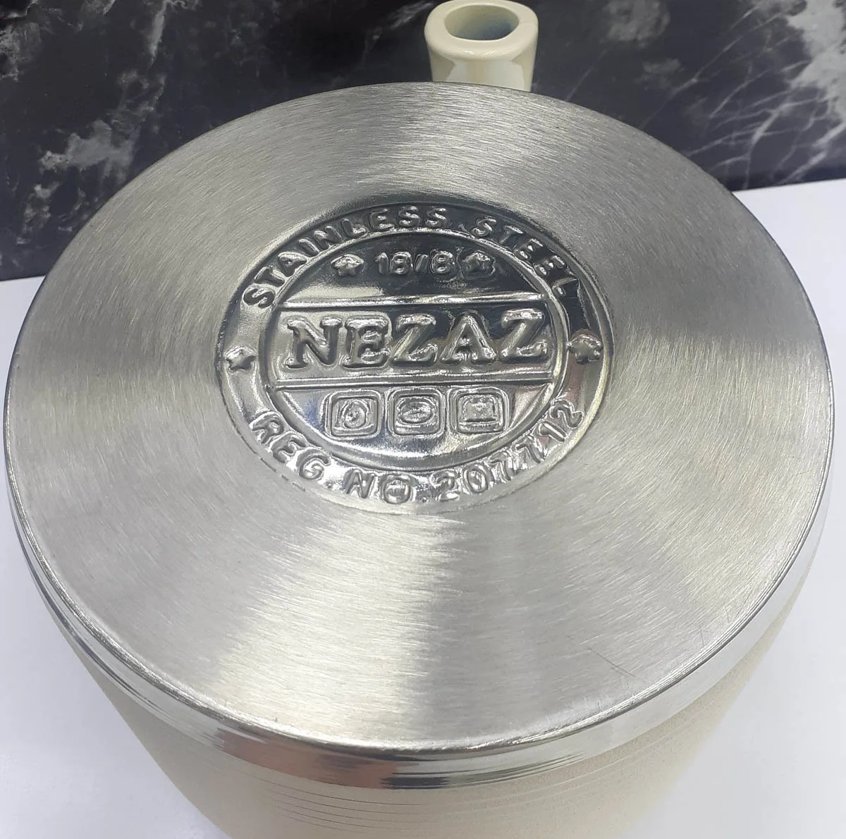 ست کتری و قوری نزاز مدل لوله دار طرح رنگی