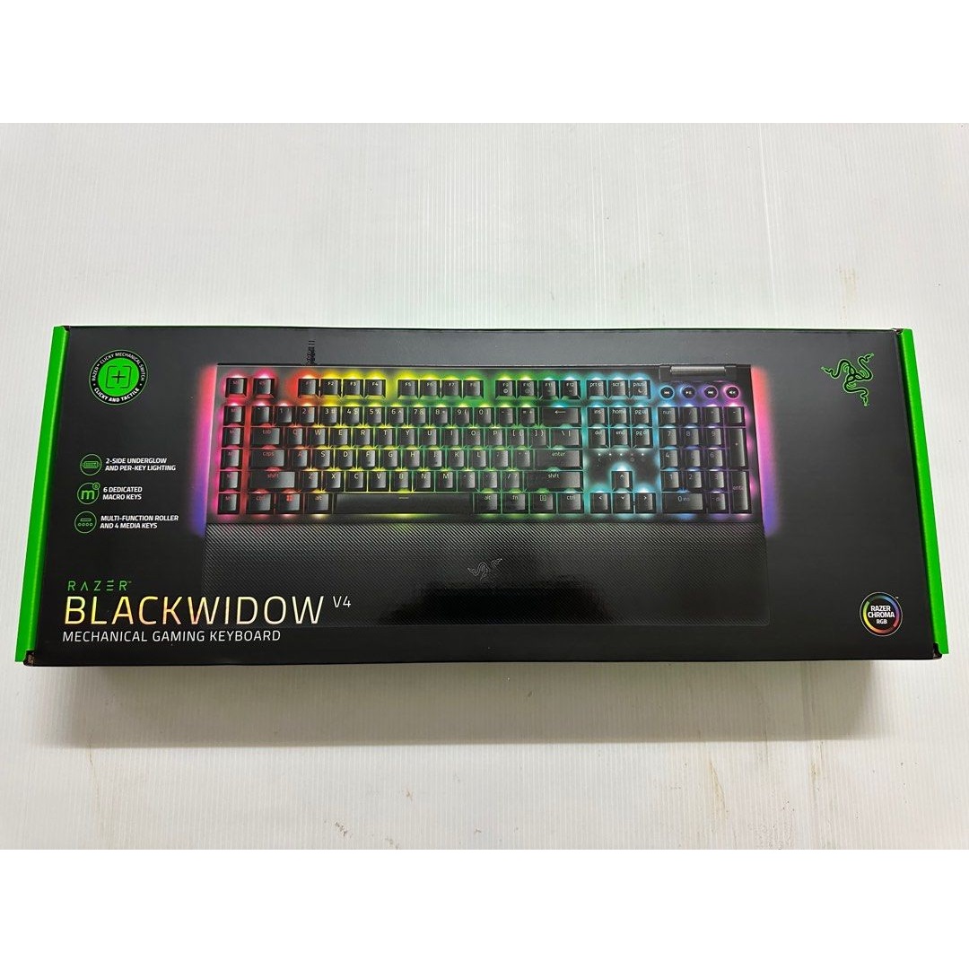 کیبورد مخصوص بازی ریزر مدل Blackwidow V4 Yellow Switch