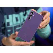 گوشی موبایل سامسونگ مدل Galaxy S23 FE دو سیم کارت ظرفیت 256 گیگابایت و رم 8 گیگابایت به همراه شارژر سامسونگ