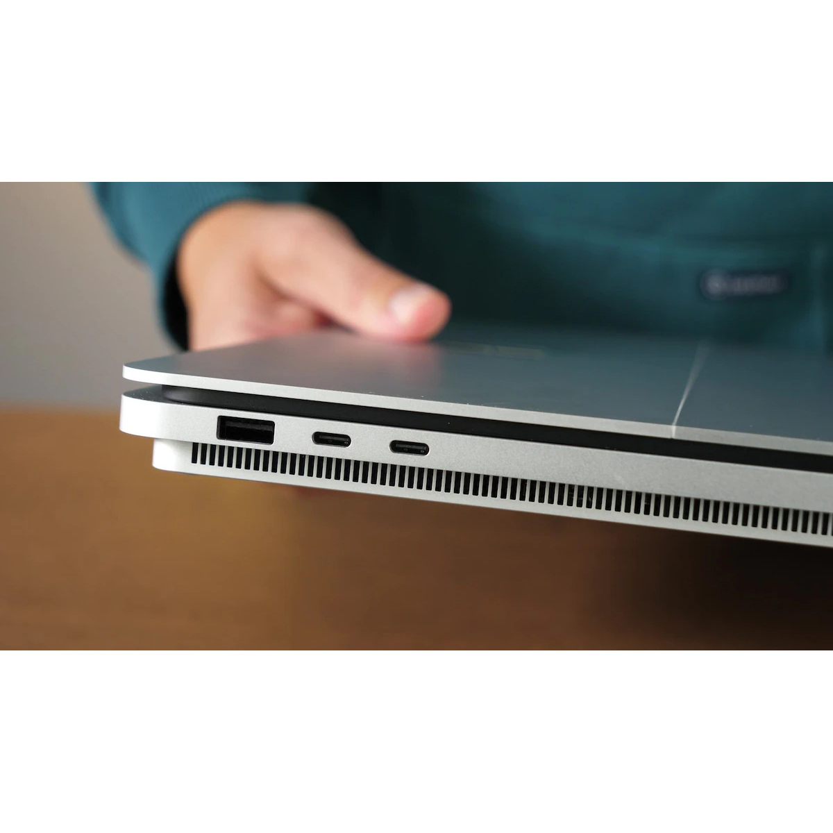 لپ تاپ 14.4 اینچی مایکروسافت مدل Surface Laptop Studio 2-i7 13800H-32GB LPDDR5x-1TB SSD-RTX4050-Touch