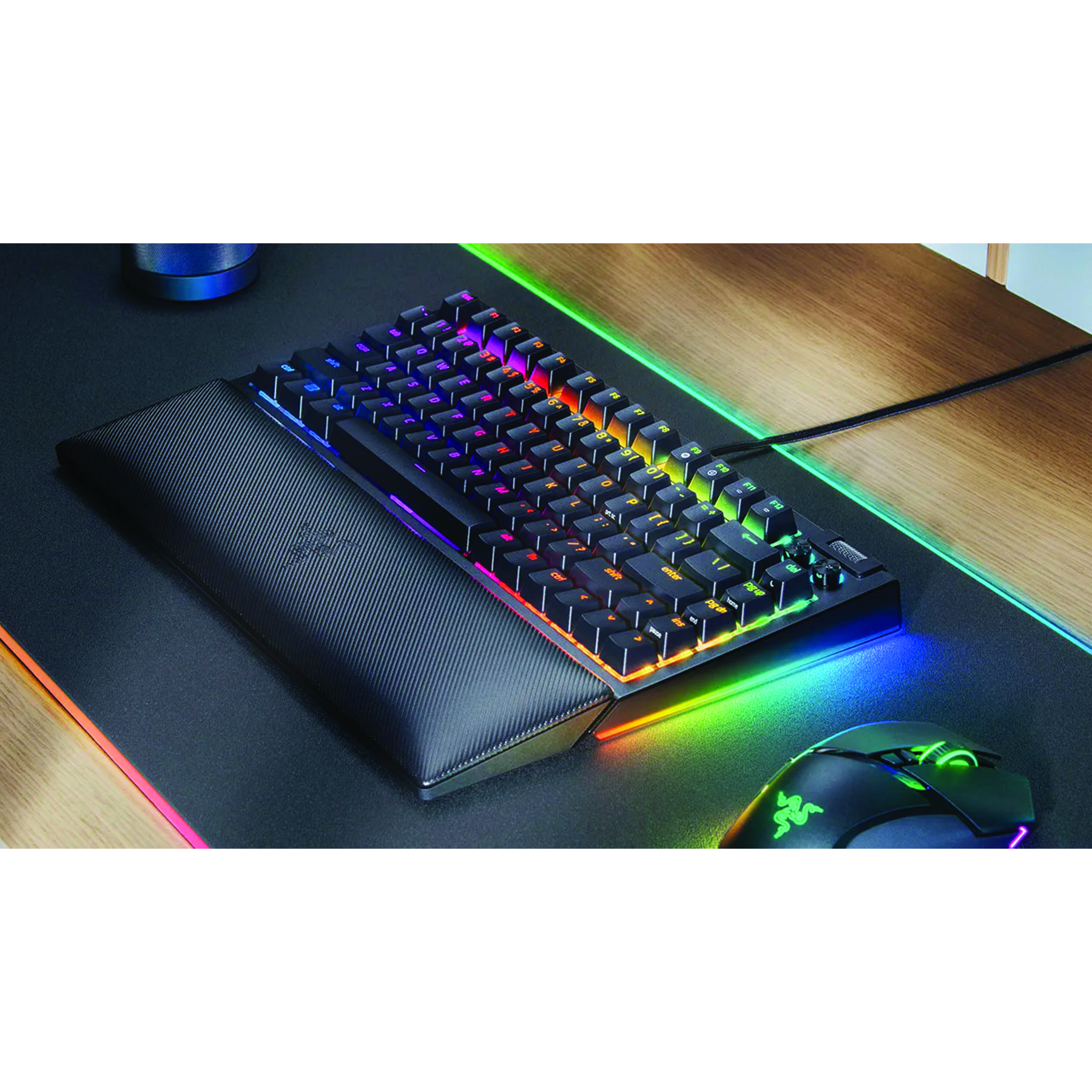 کیبورد مخصوص بازی ریزر مدل blackwidow v4 75