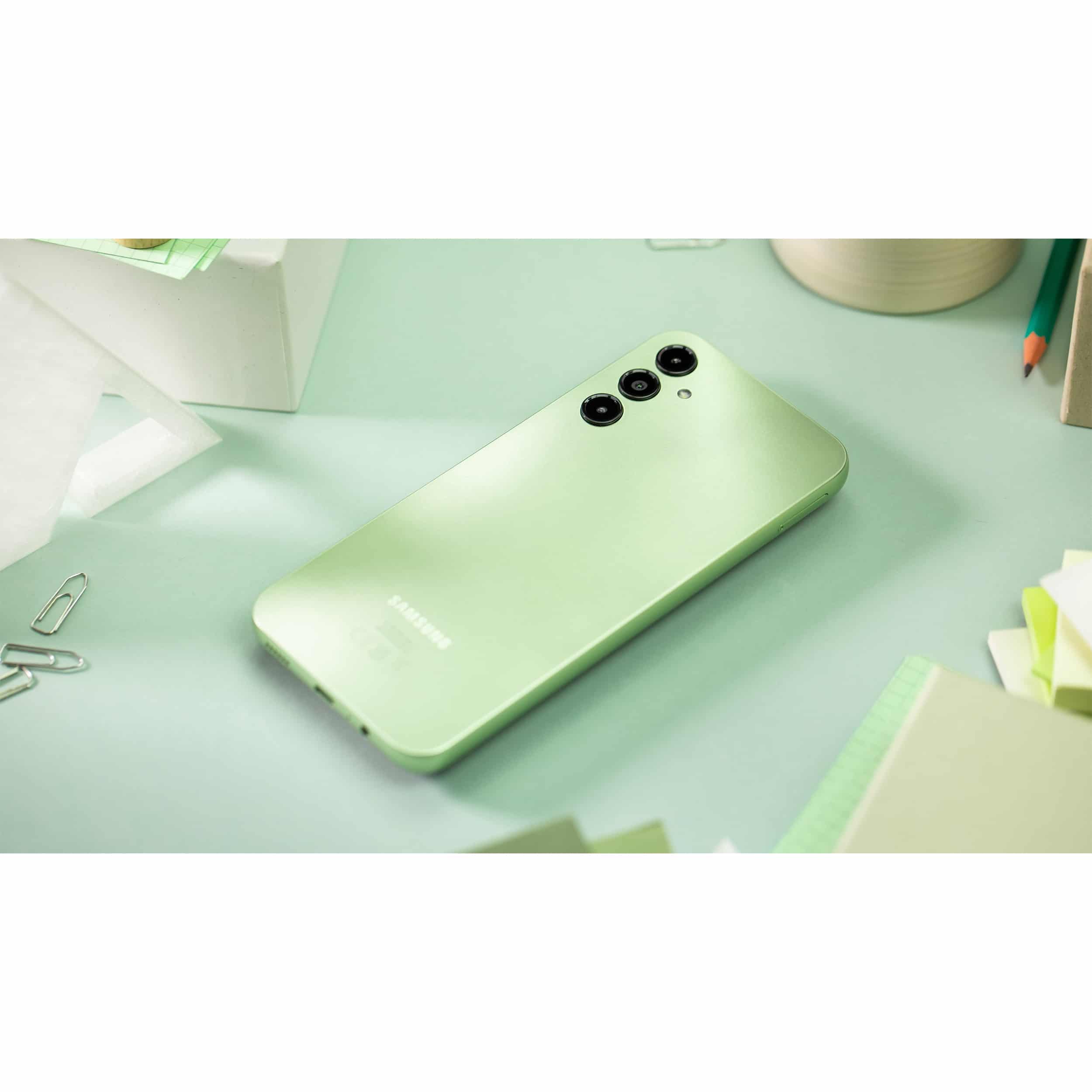 گوشی موبایل سامسونگ مدل Galaxy A15 دو سیم کارت ظرفیت 128 گیگابایت و رم 4 گیگابایت به همراه شارژر سامسونگ - ویتنام